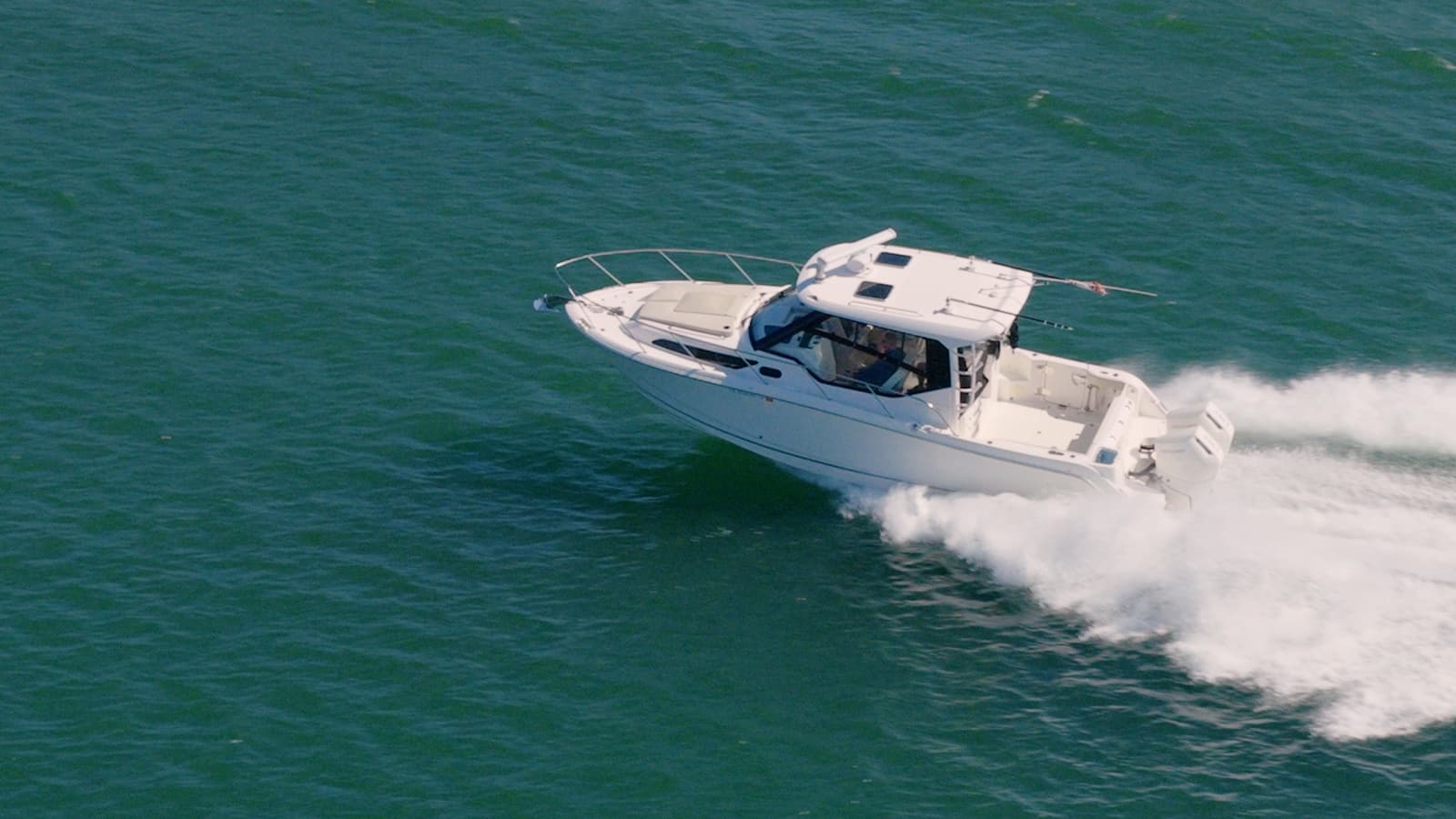 2023 Boston Whaler 325 Conquest