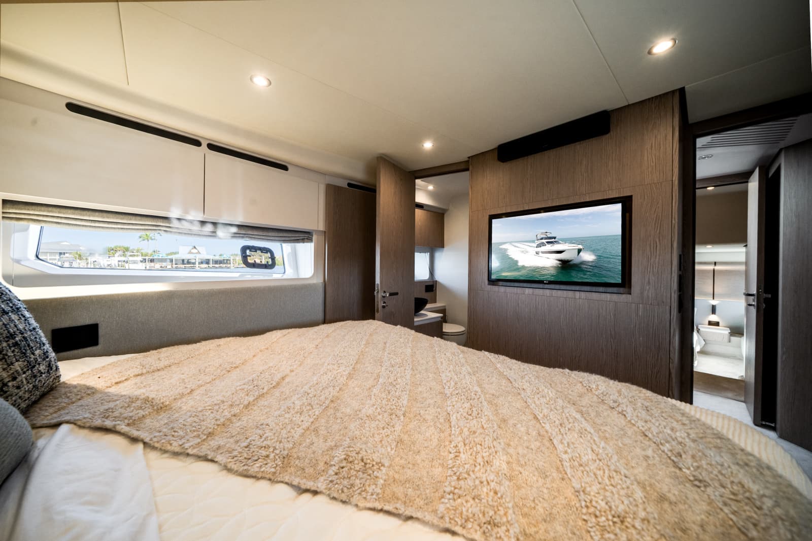 2024 Azimut 53 FLY