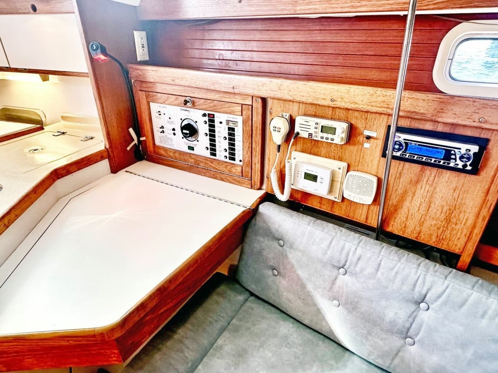 1996 Catalina 320