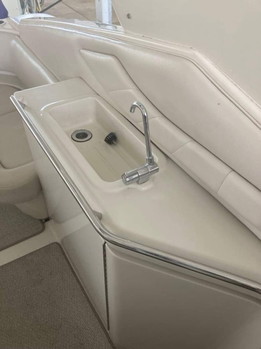 32' Regal aftdeck wetbar