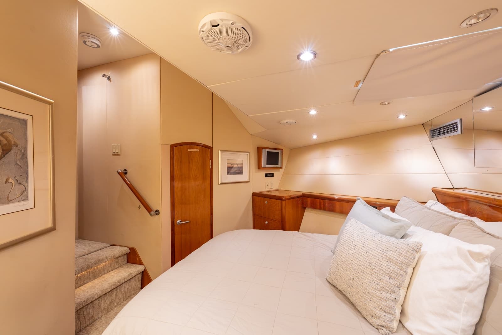 Forward VIP Stateroom