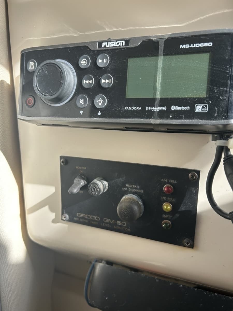 FUSION Stereo
