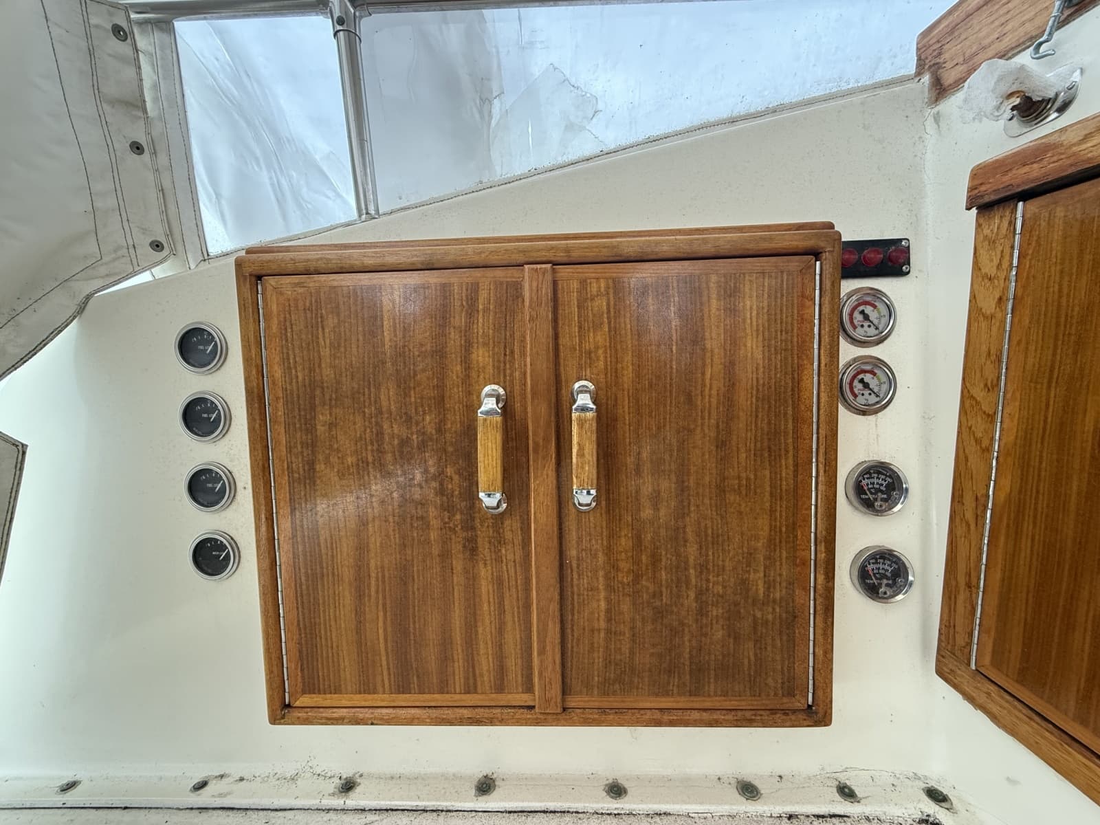 1979 Hatteras 46 Convertible