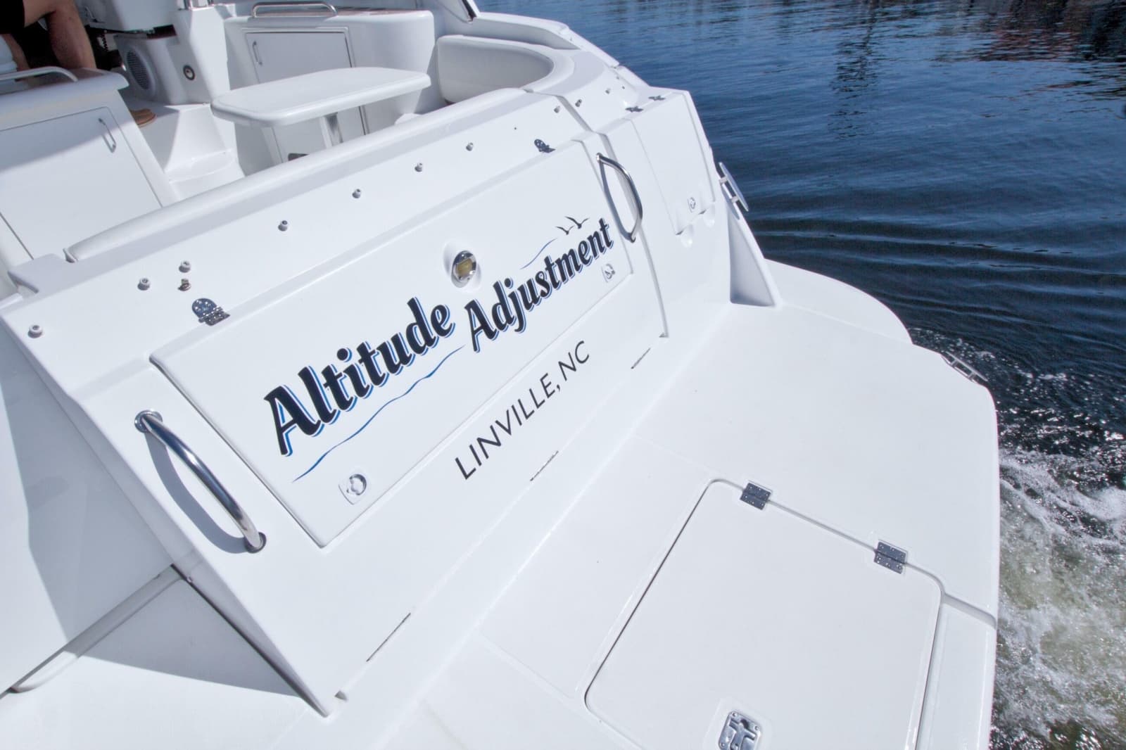 2008 Cruisers Yachts 420 Express