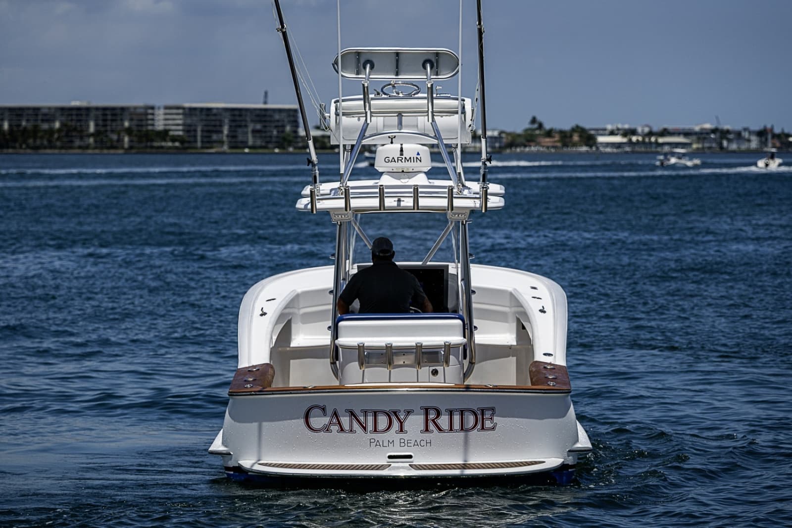 2010 Winter Custom Yachts Center Console