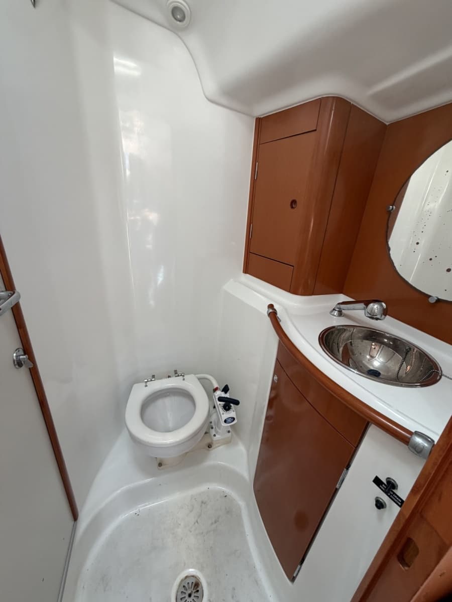 2004 Beneteau 40.7