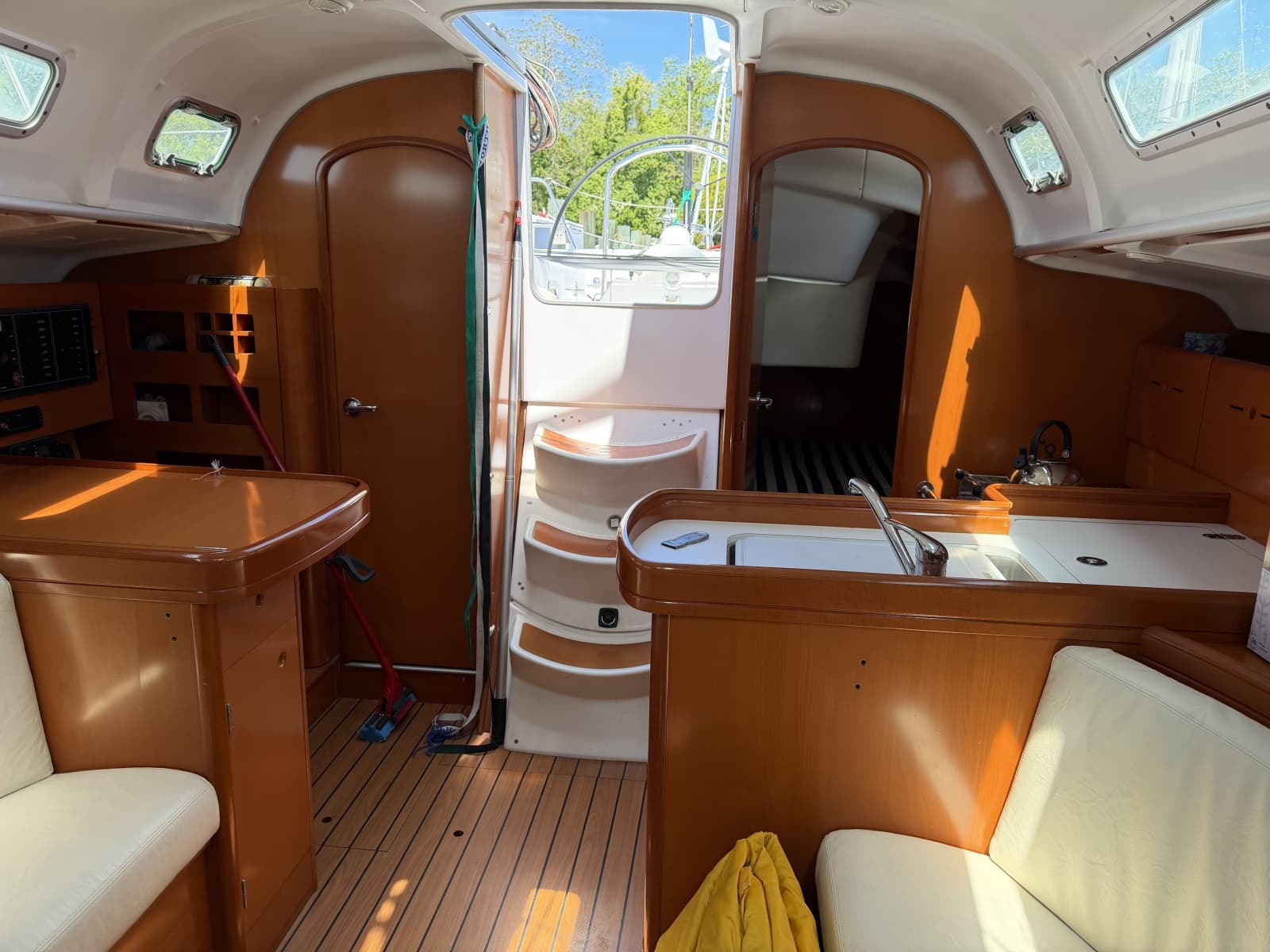 2004 Beneteau 40.7