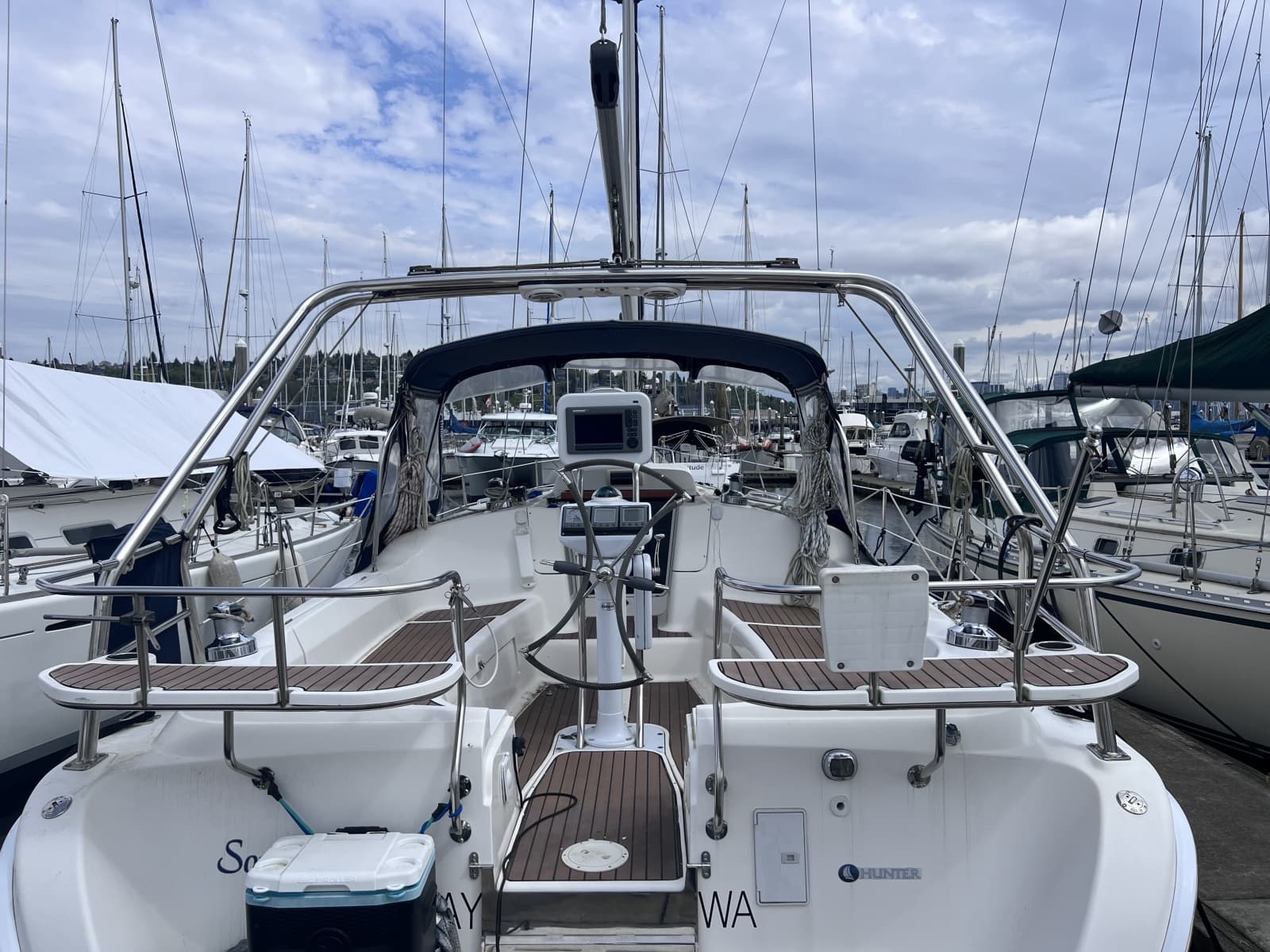 2006 Hunter 38
