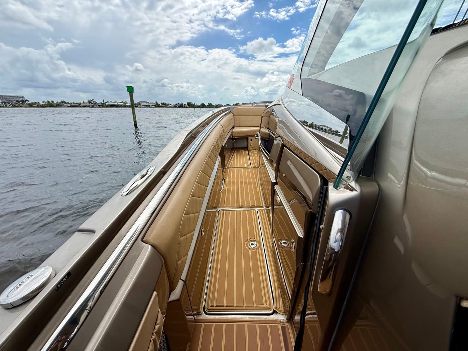 2020 Nor-Tech 550 SPORT CENTER CONSOLE