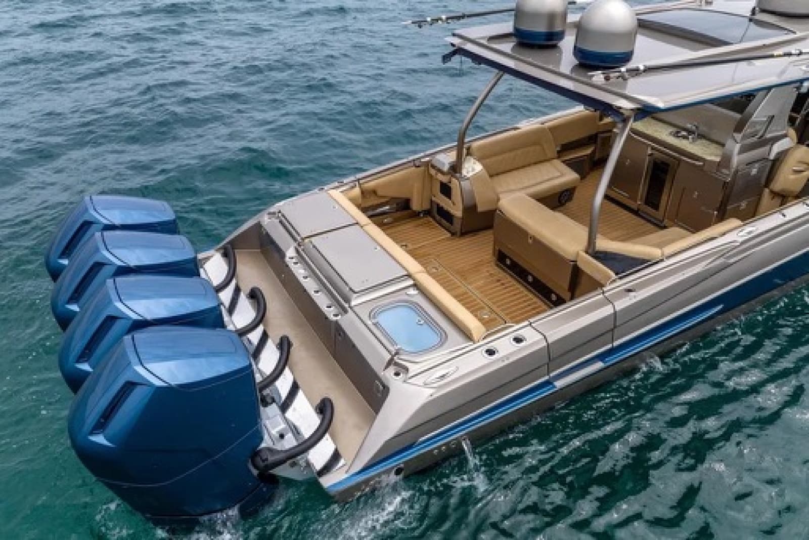 2020 Nor-Tech 550 SPORT CENTER CONSOLE