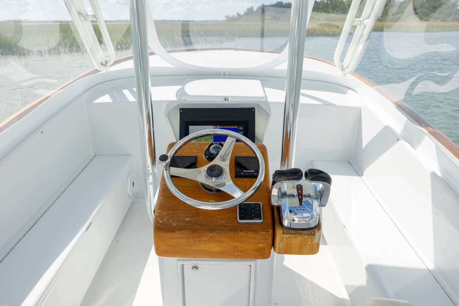 2005 Custom Carolina 26 Tideline Express