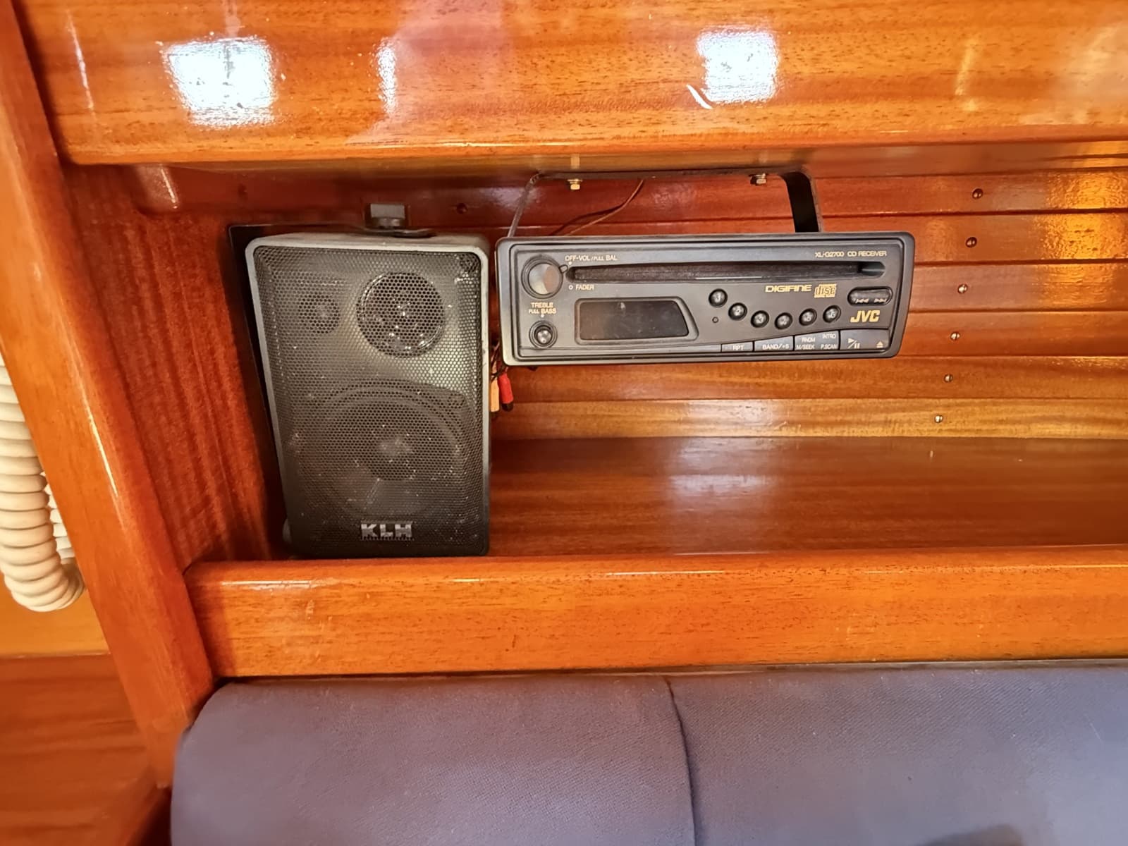 1986 Vindo 45