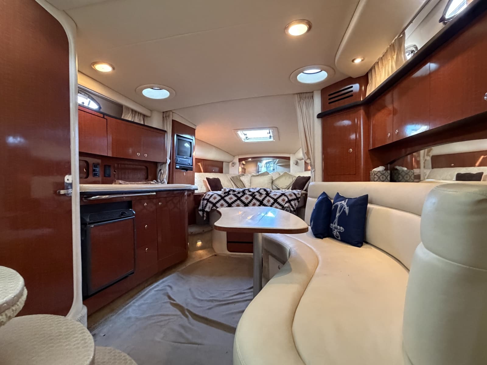 2003 Sea Ray 320 Sundancer