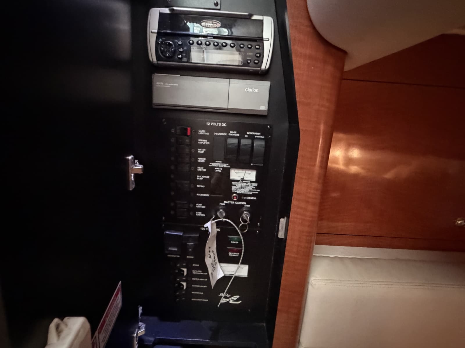 2003 Sea Ray 320 Sundancer