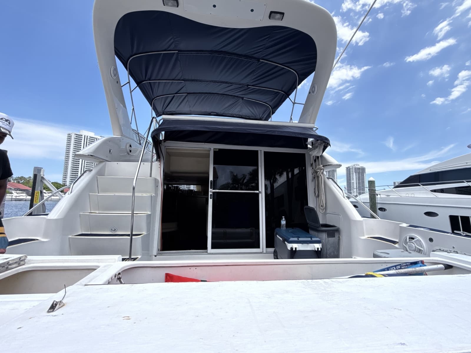 2001 Sea Ray 450 Express Bridge