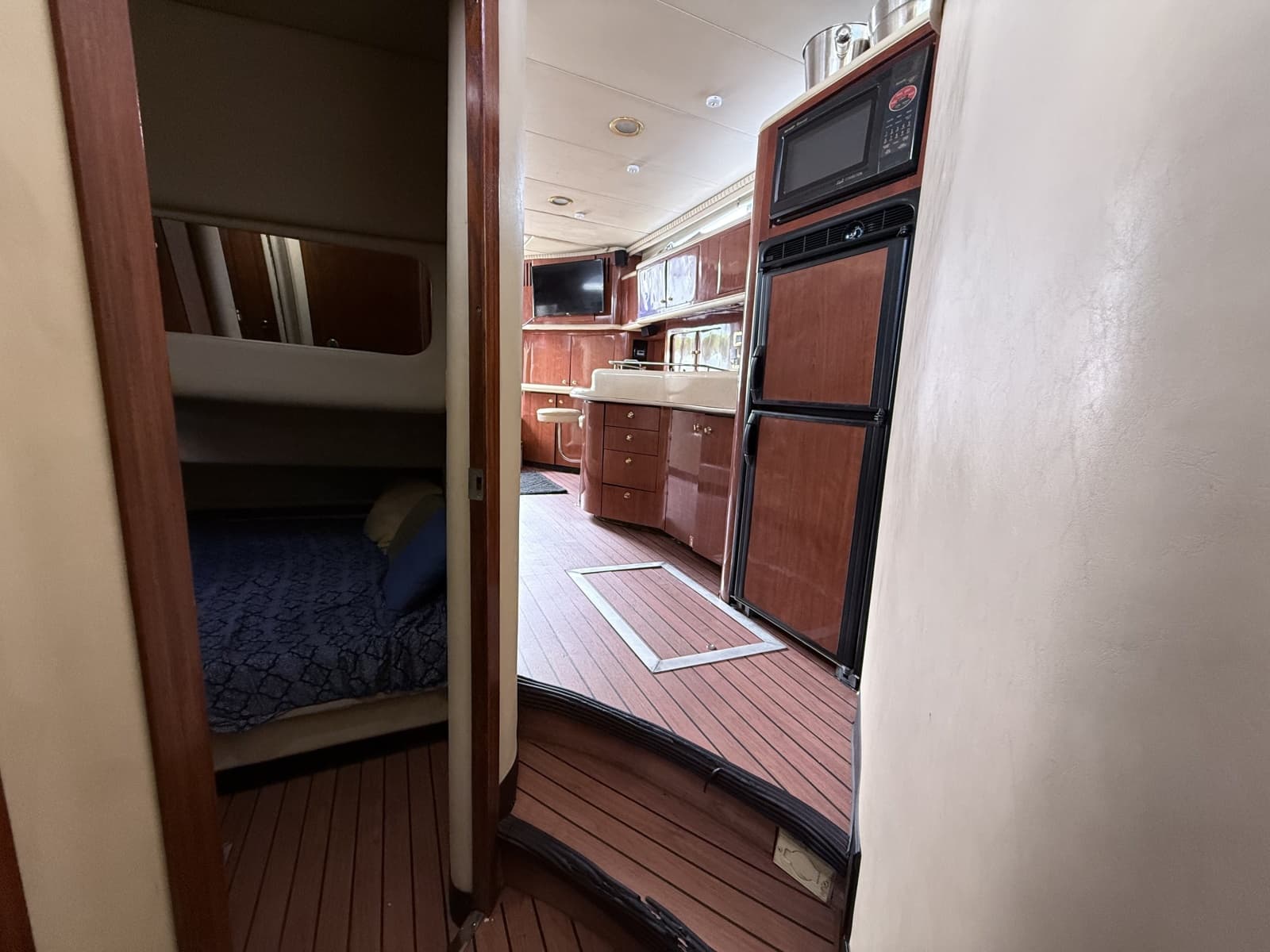 2001 Sea Ray 450 Express Bridge