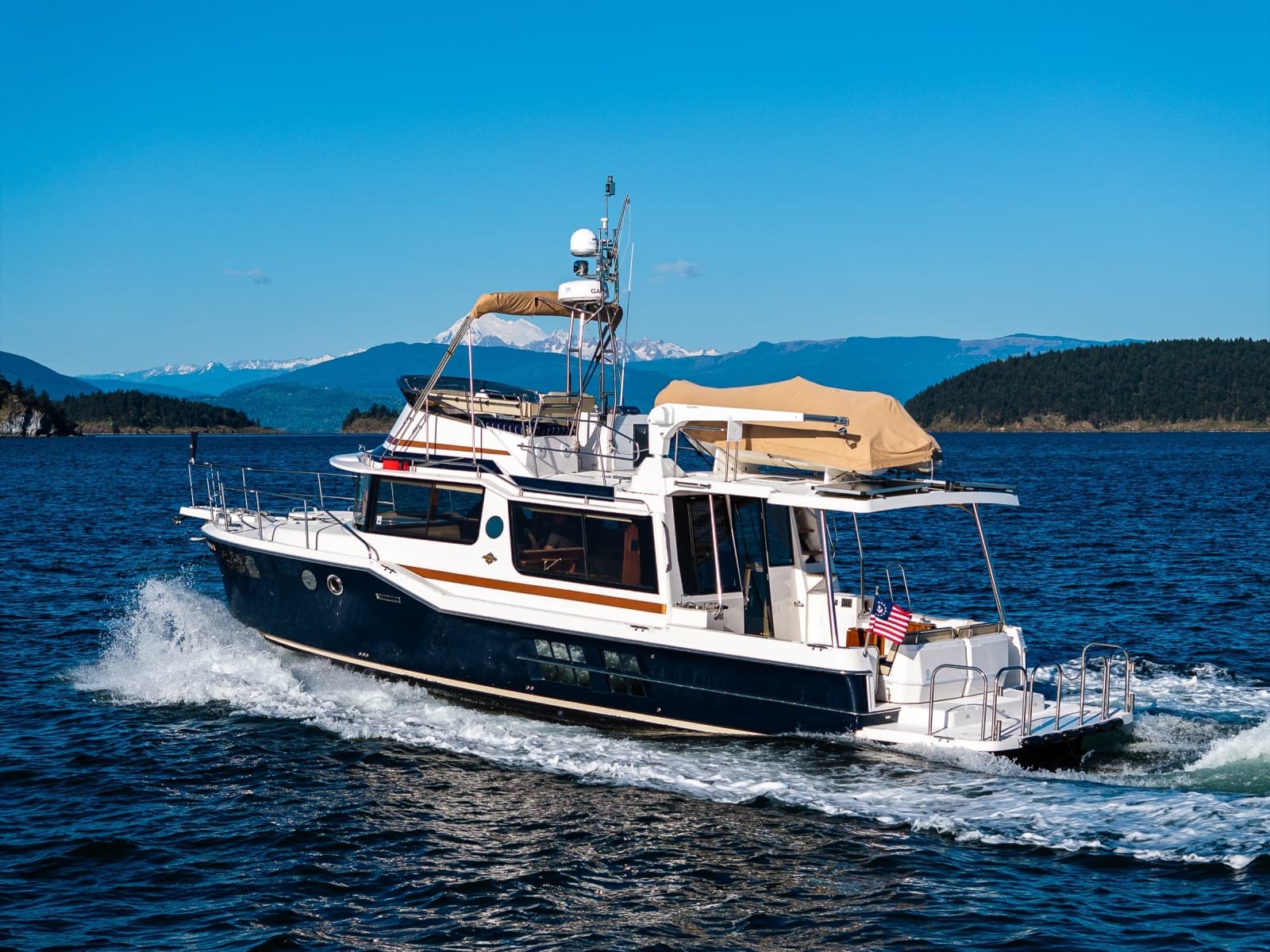 2020 Ranger Tugs R-41 CB