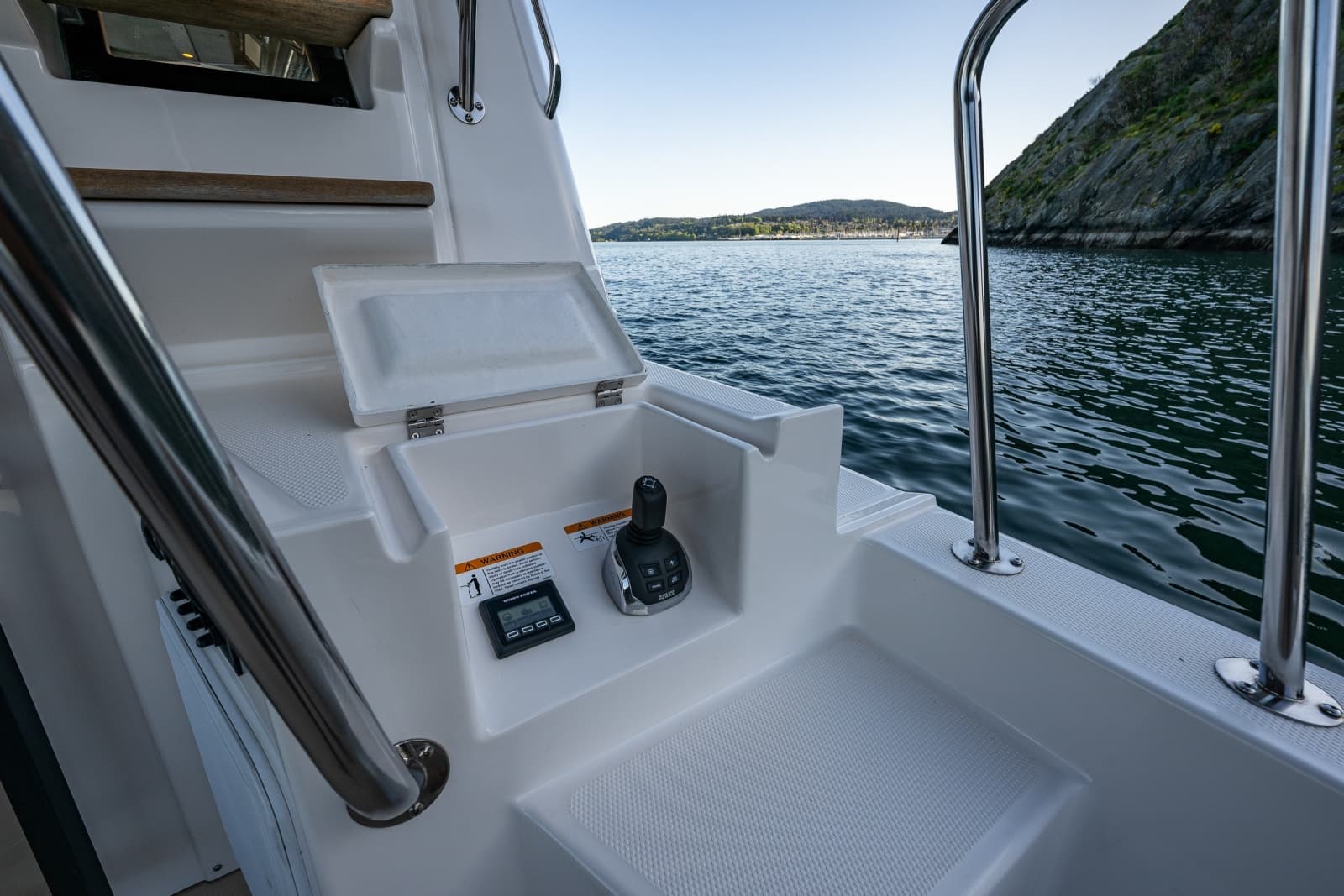 2020 Ranger Tugs R-41 CB
