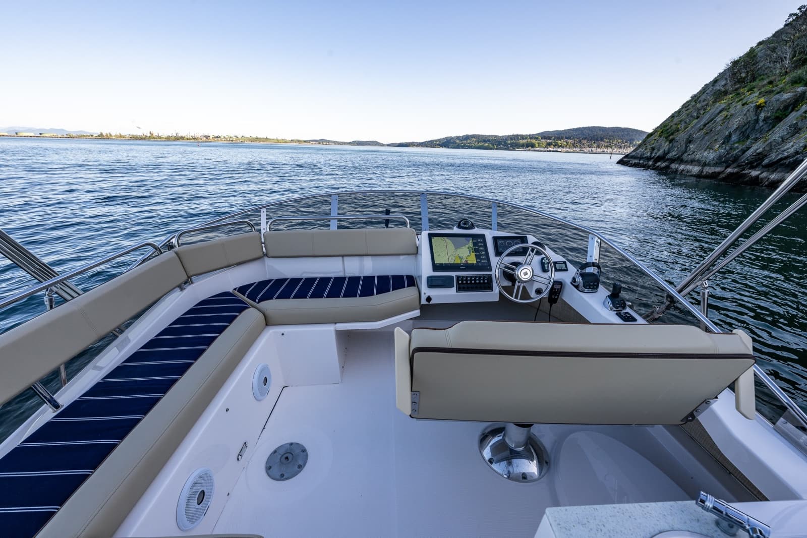 2020 Ranger Tugs R-41 CB
