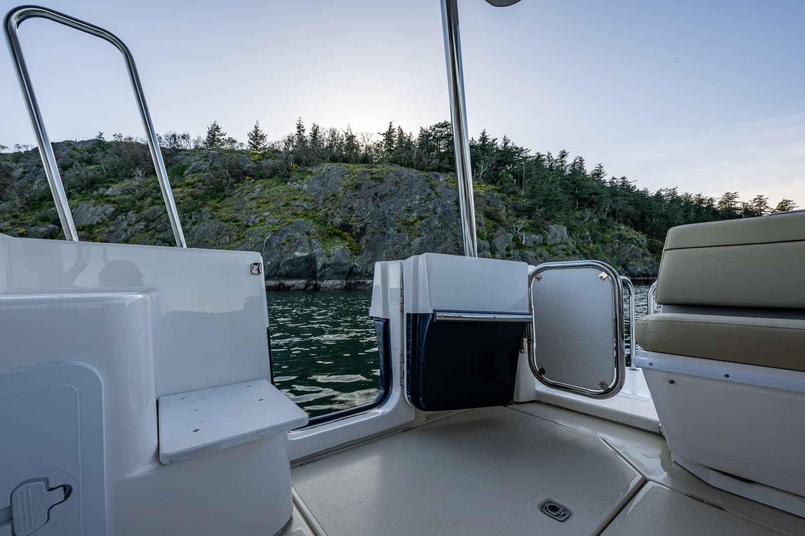 2020 Ranger Tugs R-41 CB