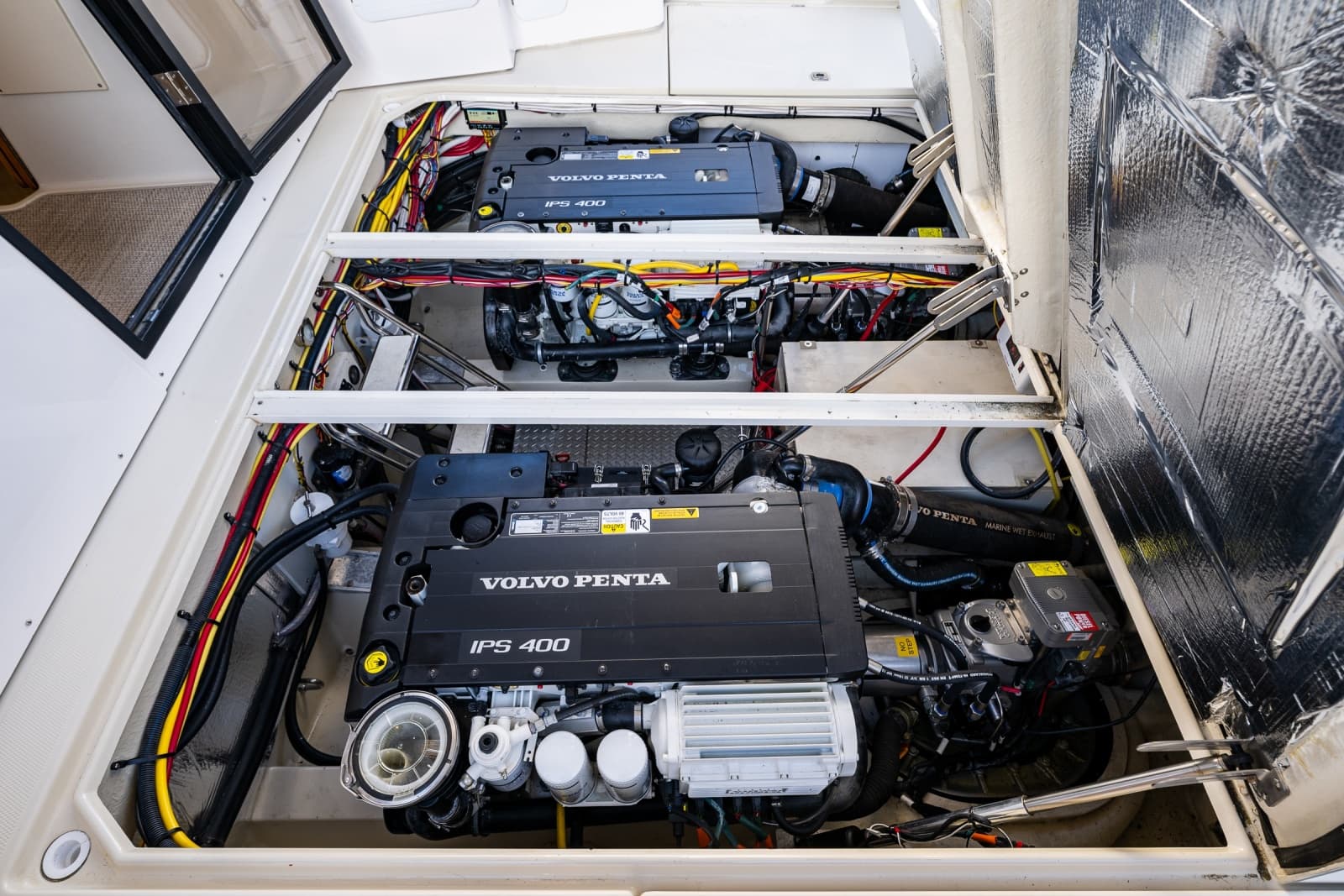 2020 Ranger Tugs R-41 CB