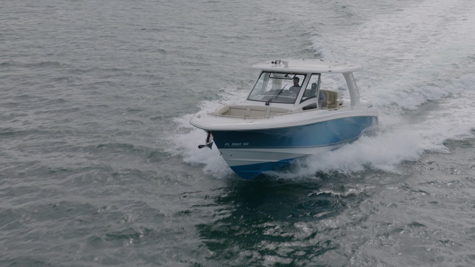 2019 Boston Whaler 350 Realm
