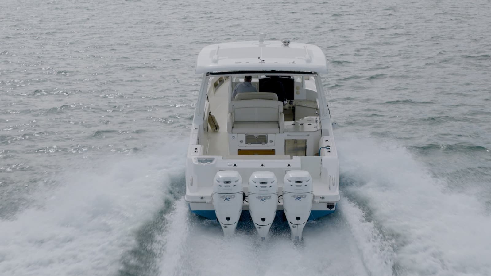 2019 Boston Whaler 350 Realm