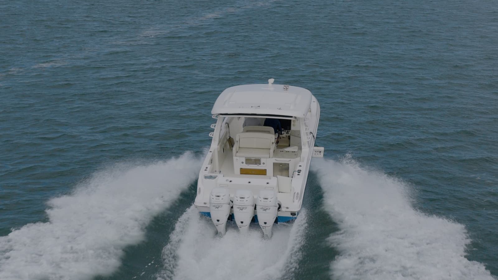 2019 Boston Whaler 350 Realm