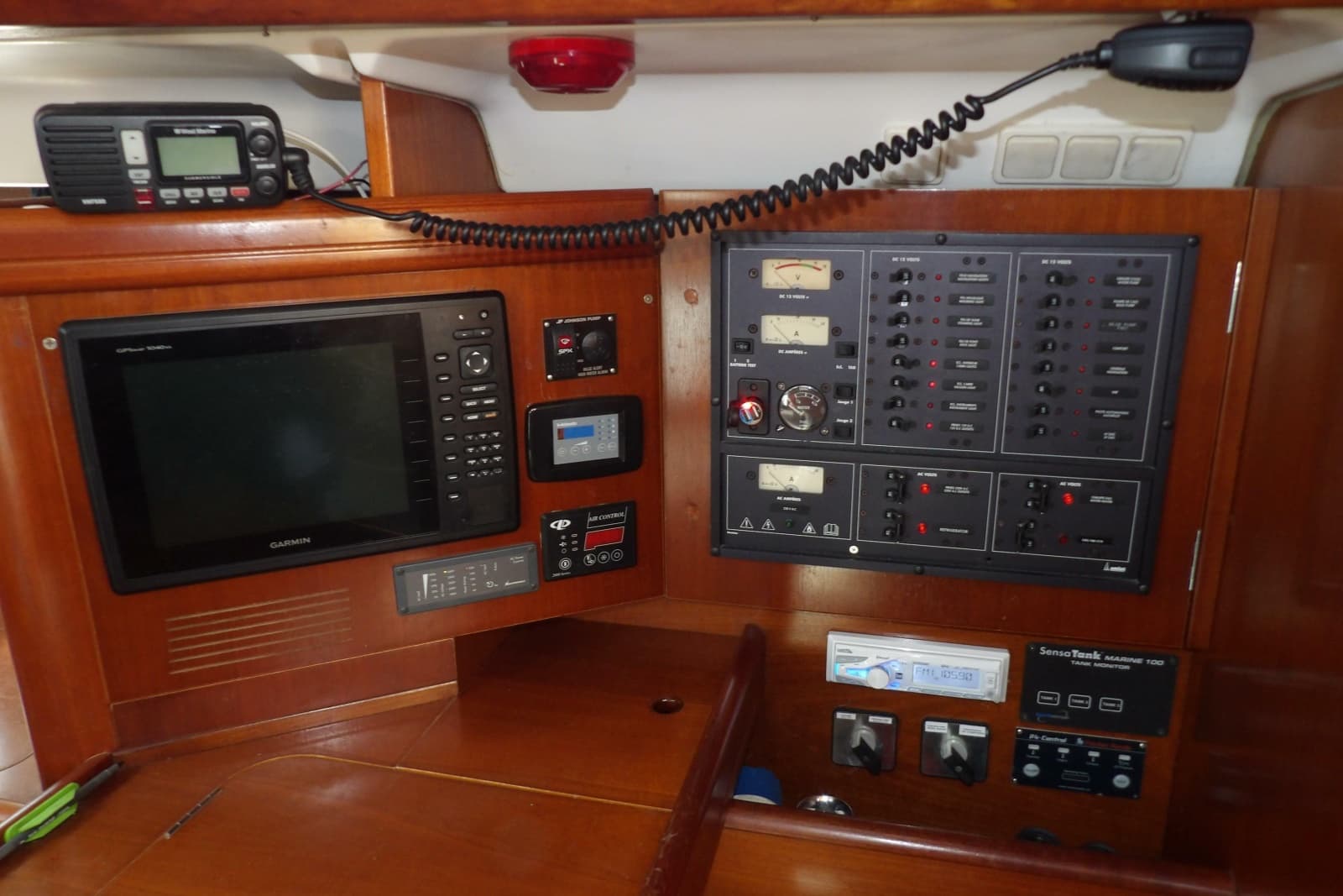 2002 Beneteau 473