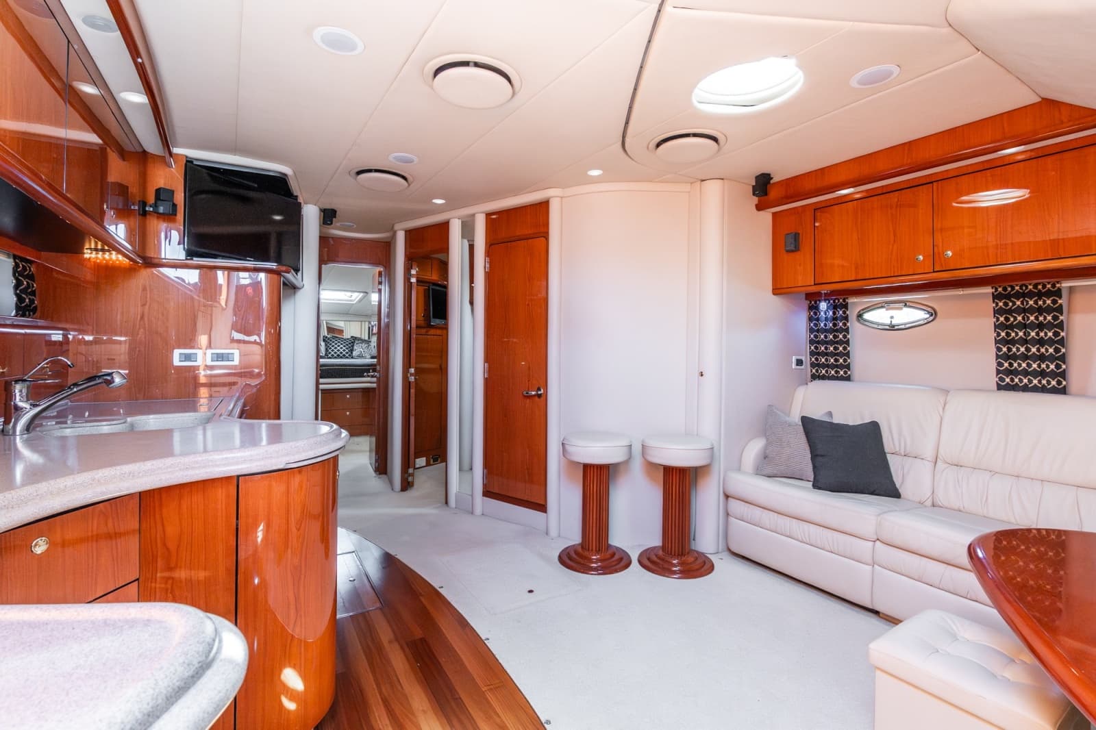 2001 Sea Ray 510 Sundancer 800 CAT