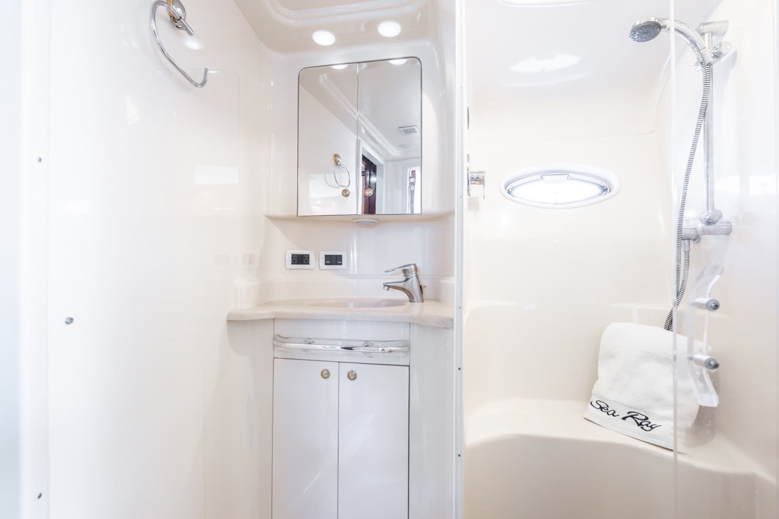 2001 Sea Ray 510 Sundancer 800 CAT