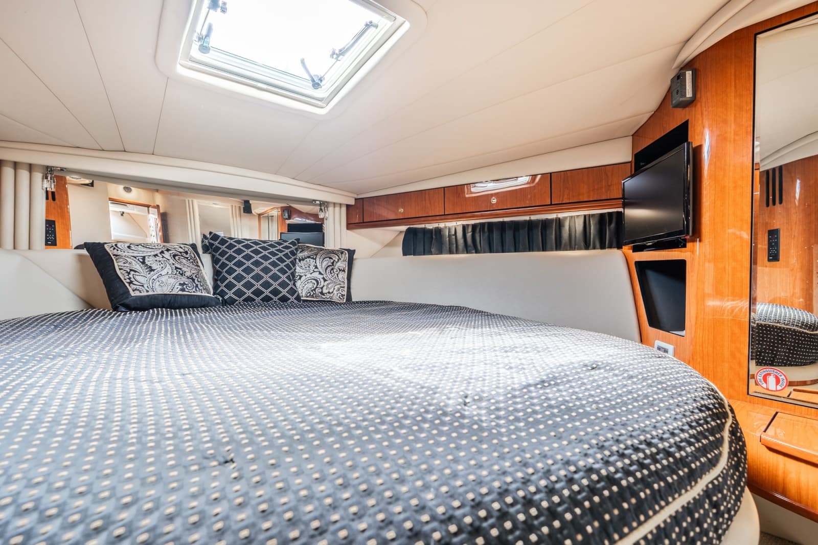 2001 Sea Ray 510 Sundancer 800 CAT