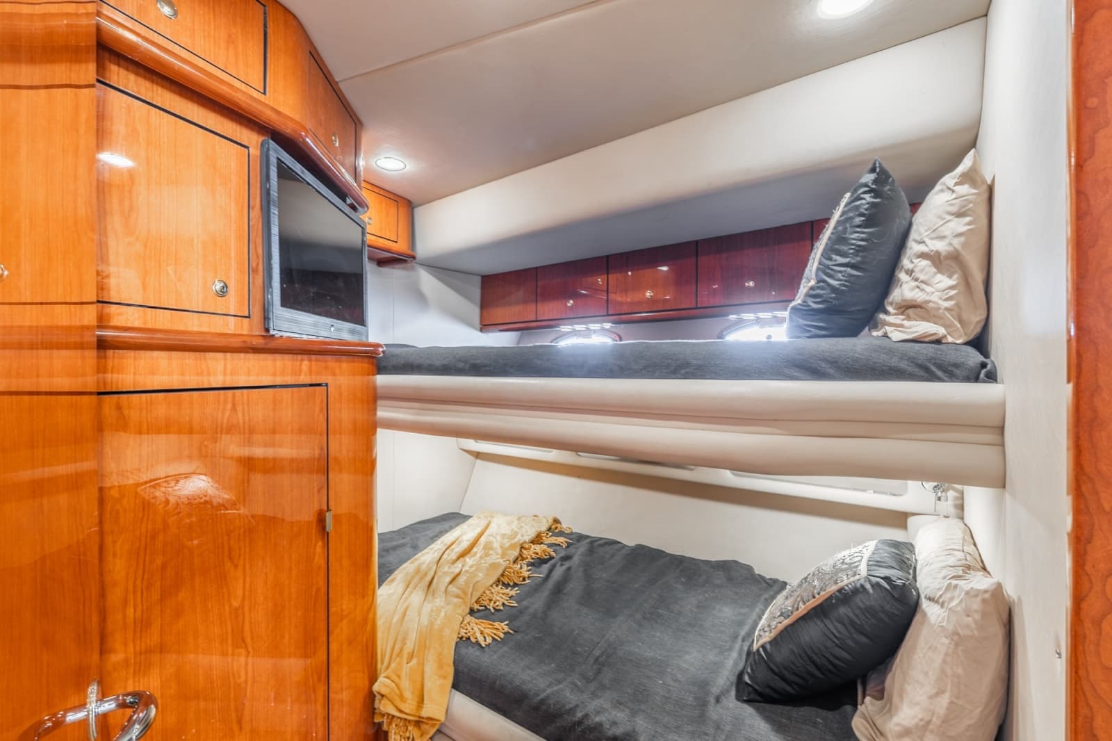 2001 Sea Ray 510 Sundancer 800 CAT