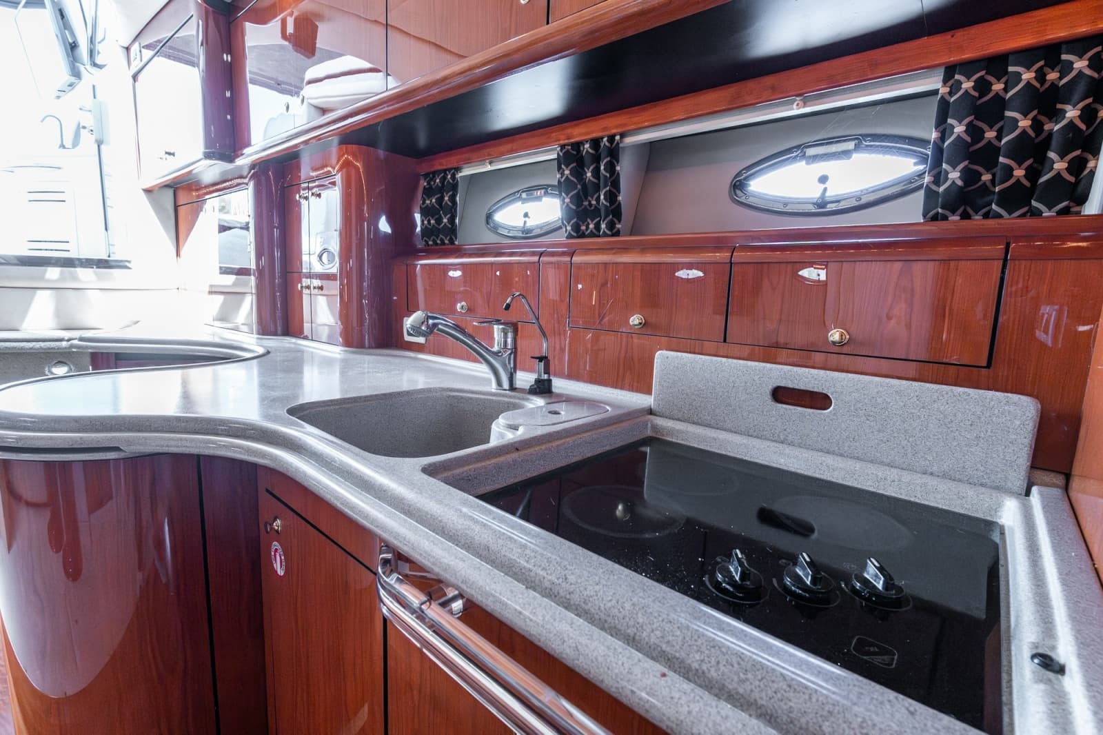 2001 Sea Ray 510 Sundancer 800 CAT