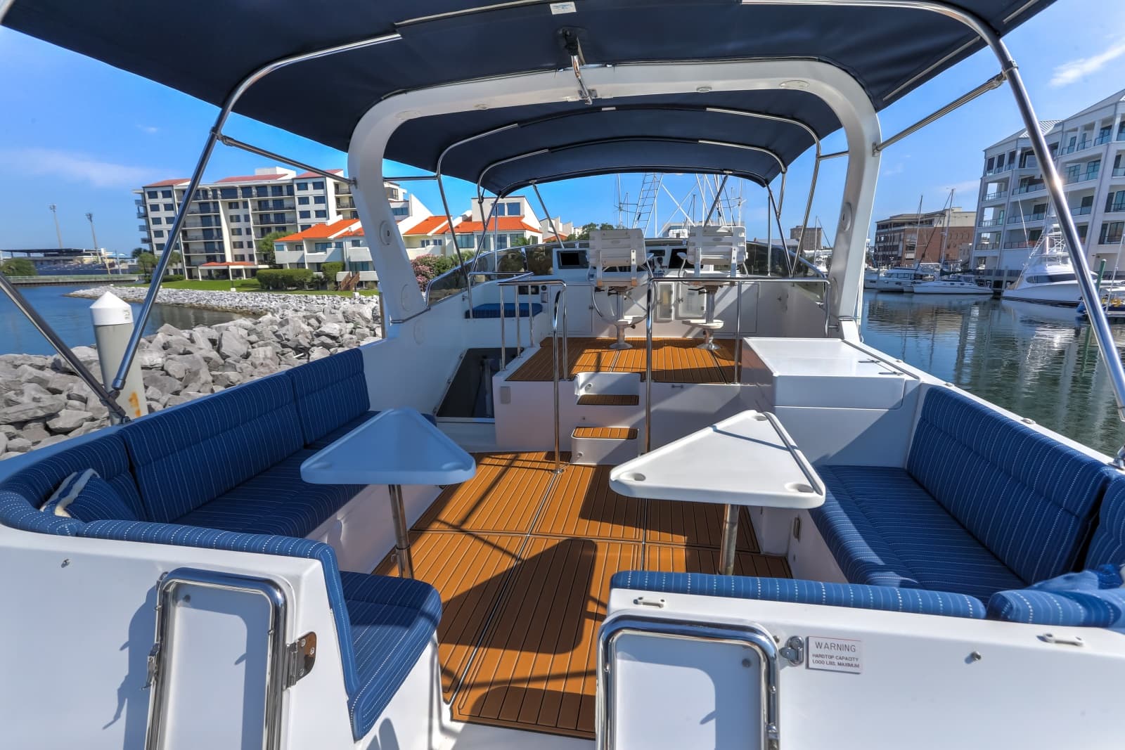 2003 Jefferson 57 Pilothouse