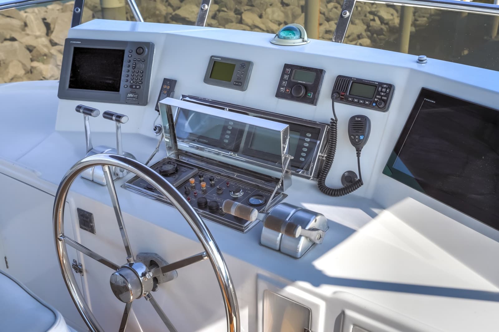 2003 Jefferson 57 Pilothouse