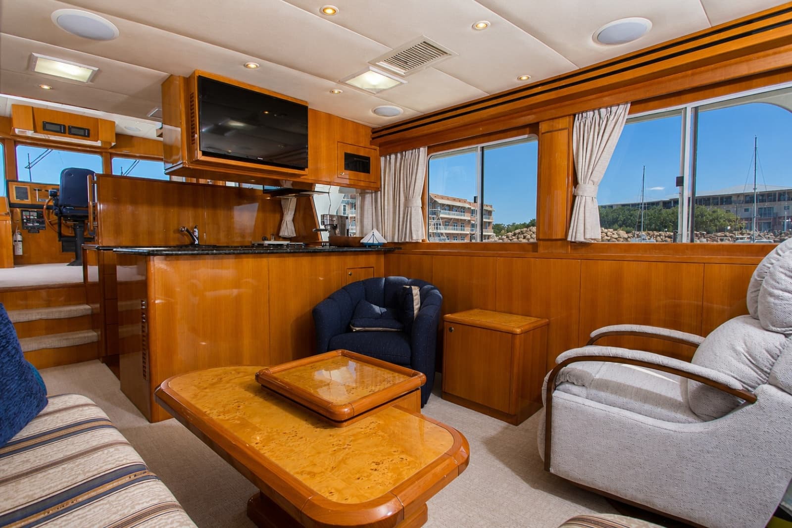 2003 Jefferson 57 Pilothouse