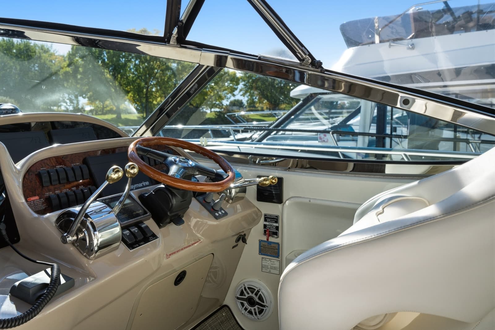 2004 Sea Ray 360 SUNDANCER