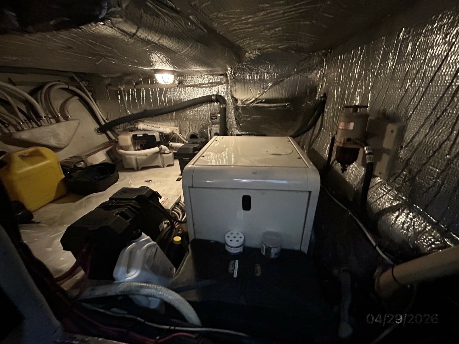 44' Cruisers generator room