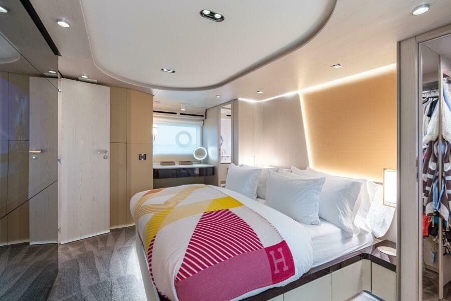 2022 Azimut 78