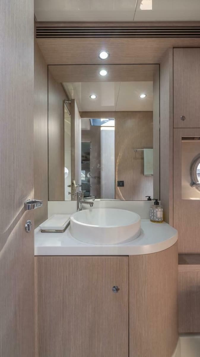2014 Riva 63 Virtus