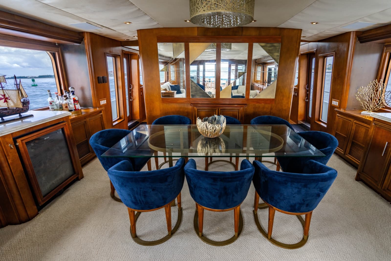 2006 Broward Raised Pilothouse