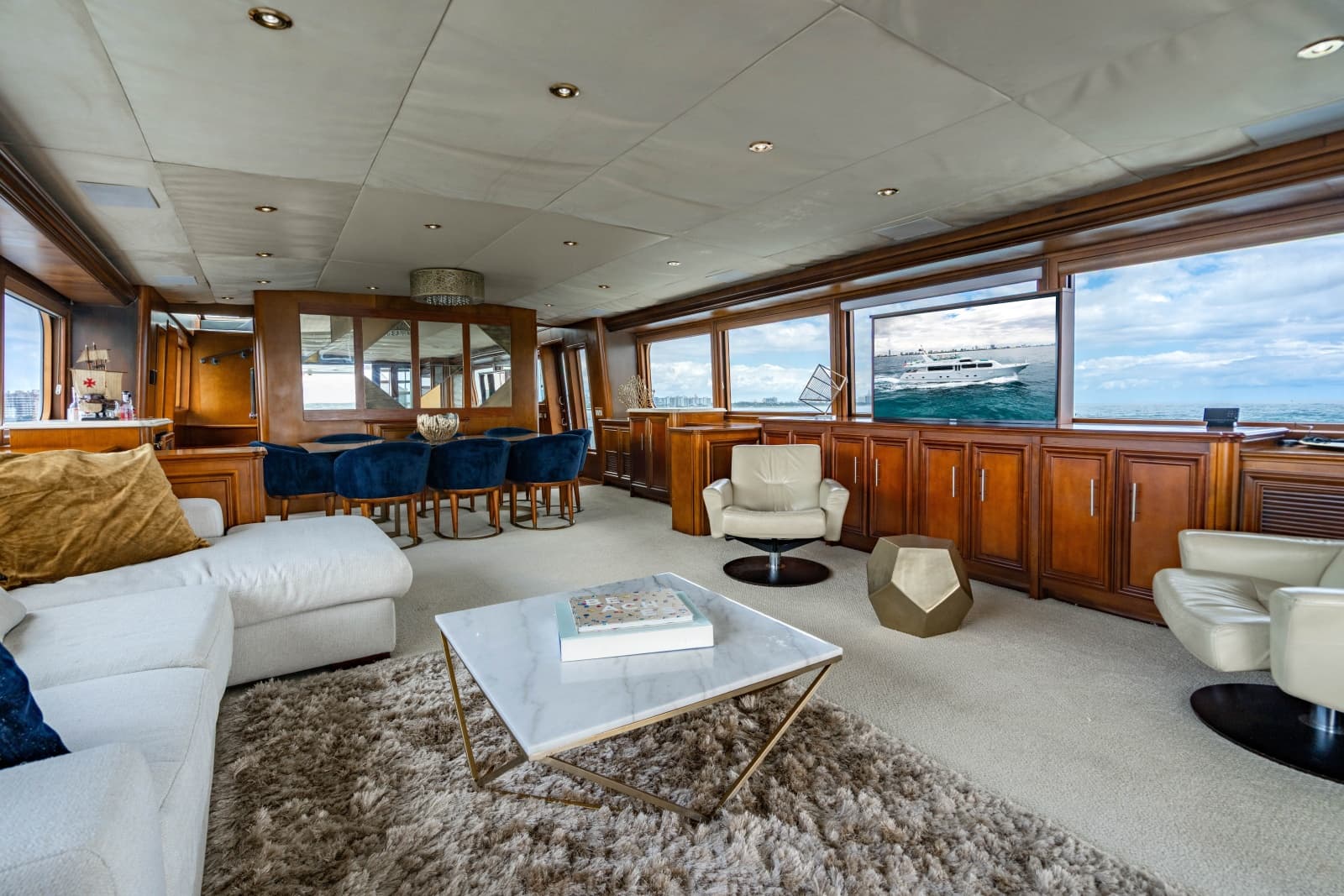 2006 Broward Raised Pilothouse