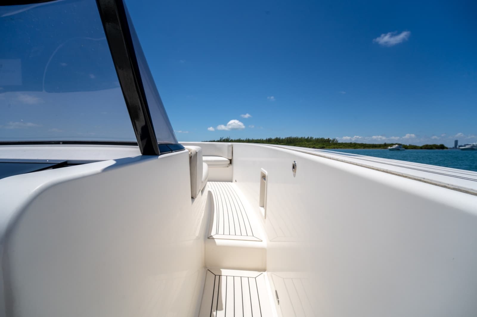 2014 VanDutch 40