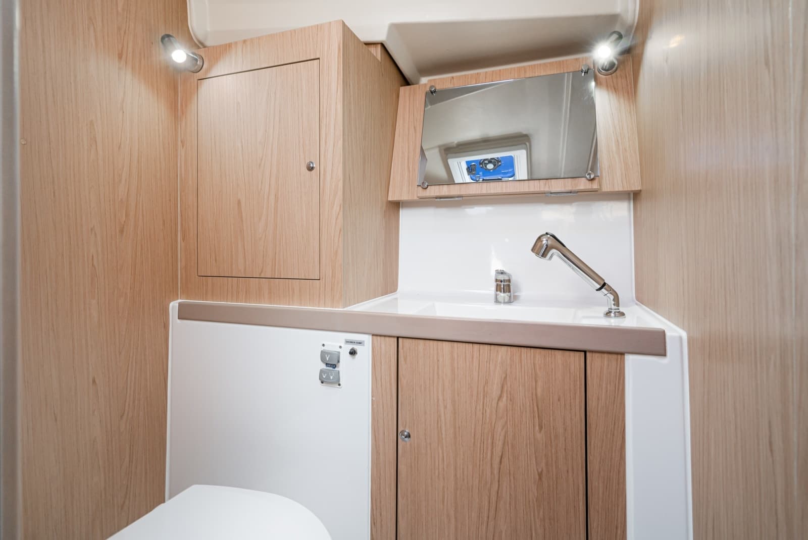 2018 Beneteau Oceanis 41.1