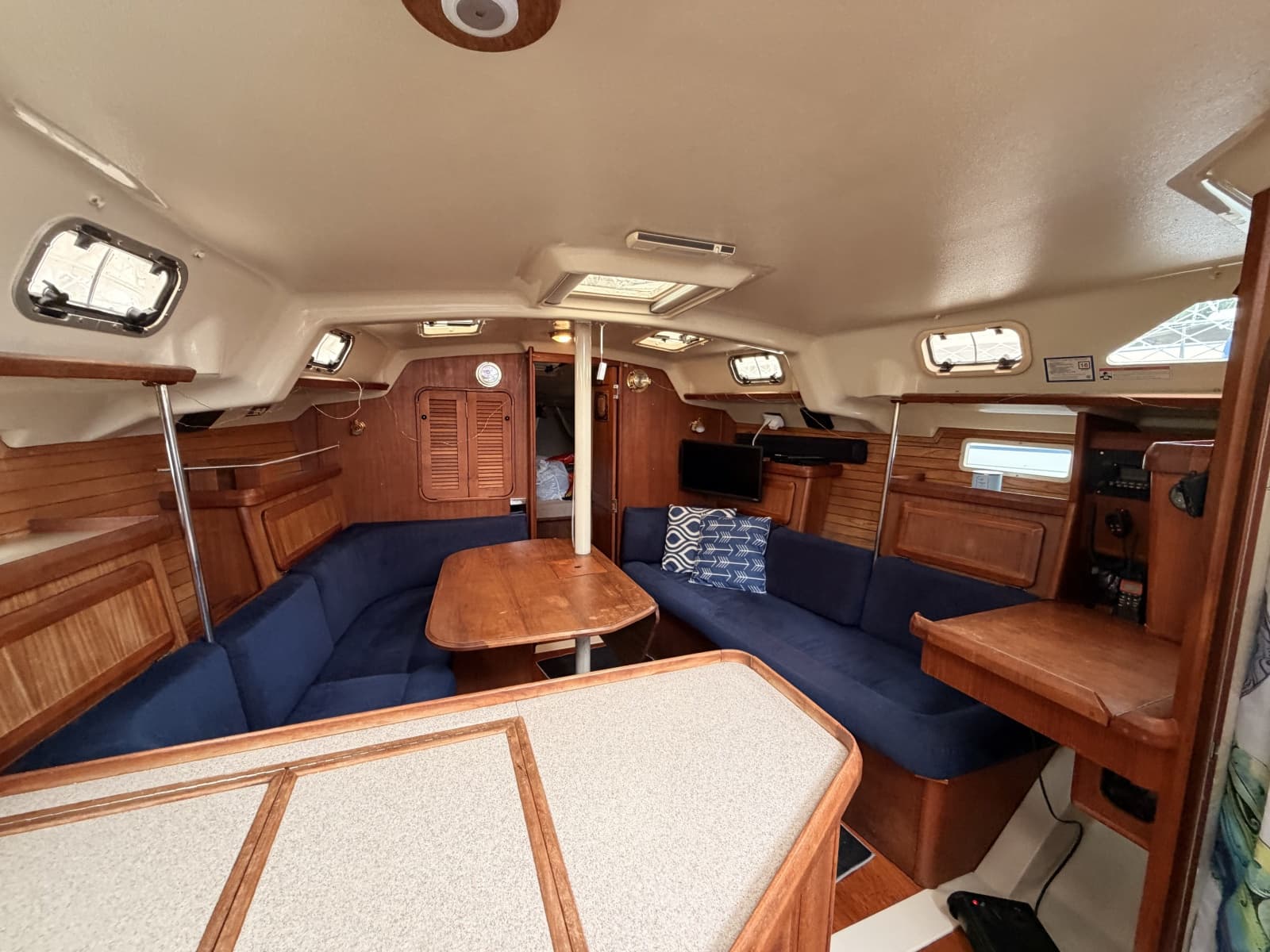 Hunter 37.5 interior facing forward