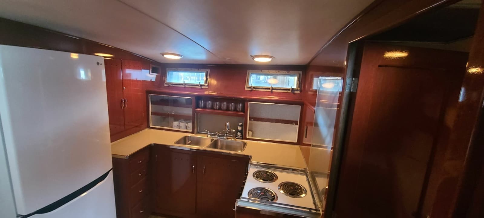 1965 Chris-Craft Roamer 58