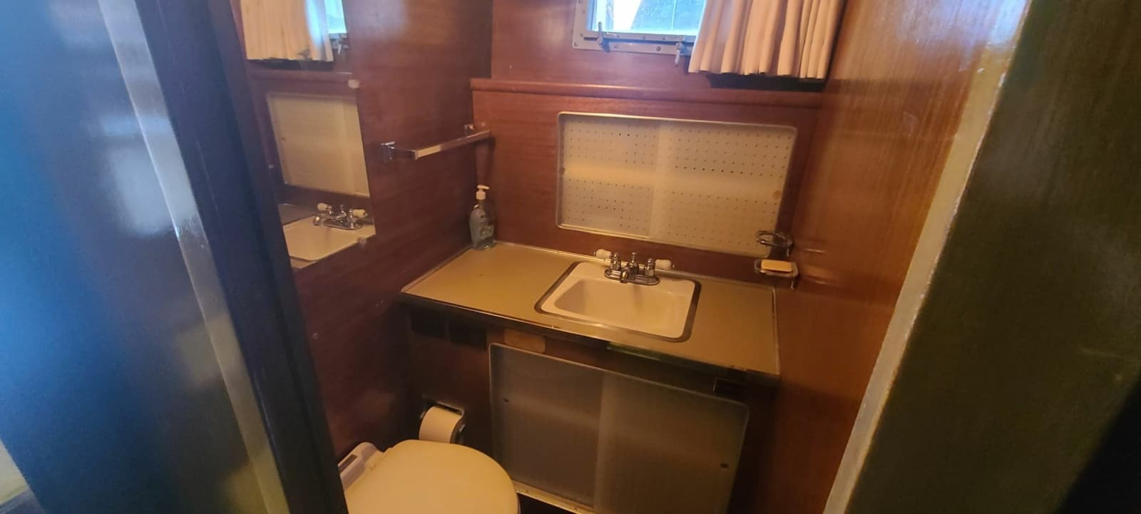 1965 Chris-Craft Roamer 58
