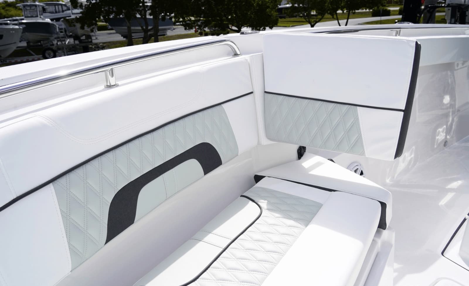 2025 Blackfin 272CC