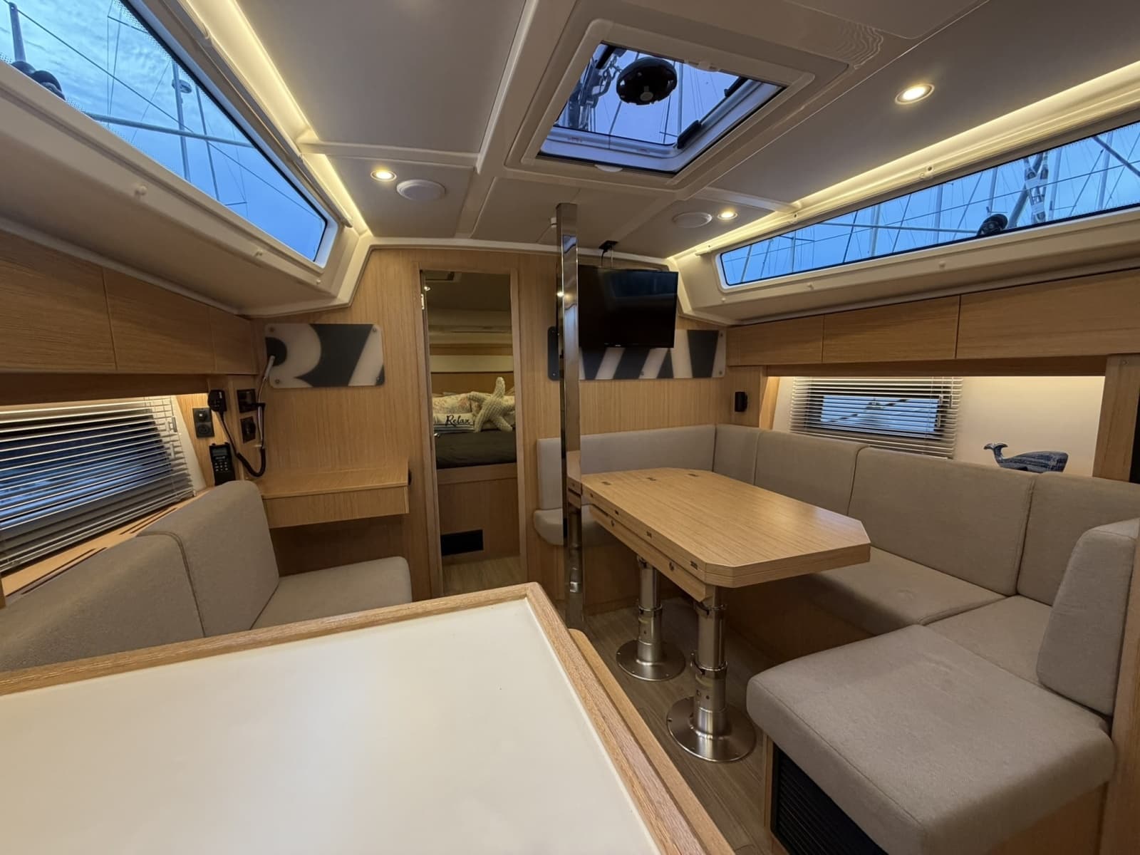 2022 Bavaria C38